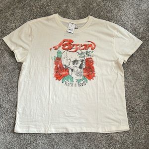 *NWT* Poison t-shirt